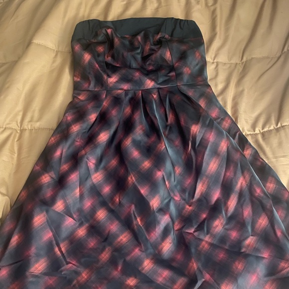 Fancy red and black strapless dress! - Picture 2 of 6